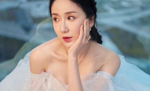 胡一菲扮演者娄艺潇