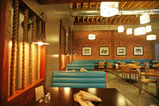 2023春节期间餐饮会正常开门的吗 过年期间饭店一般都什么时候开门