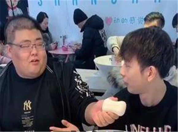 红雨和尚美是恋人么（尚美离开了红雨团队吗）