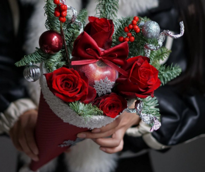 2022圣诞节想送女孩一束花送什么花好 圣诞创意花束推荐图片