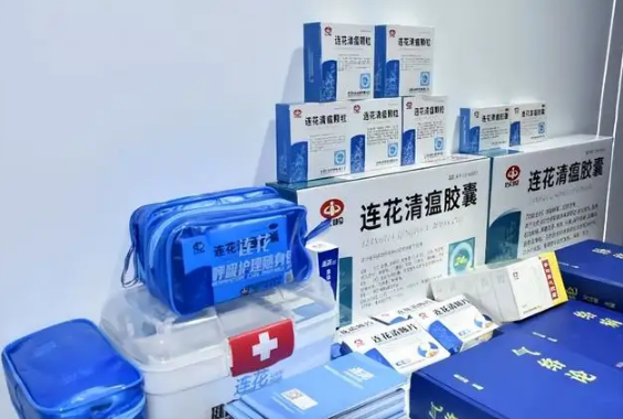 吃了连花清瘟胶囊后喝酒了怎么办 吃了连花清瘟为什么不能喝酒