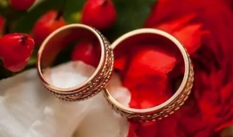 结婚当天新娘脚不能沾地吗 新娘如果脚落地咋办