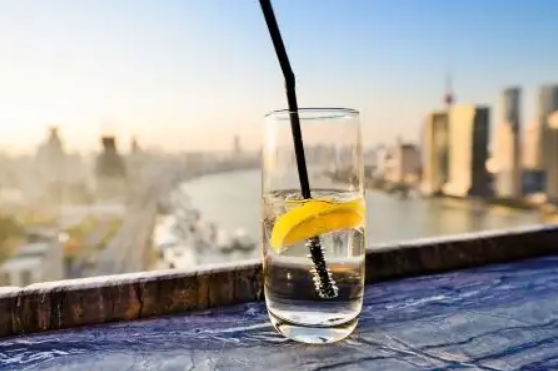 电解质水除了用柠檬还能用什么代替 电解质水没有柠檬怎么办