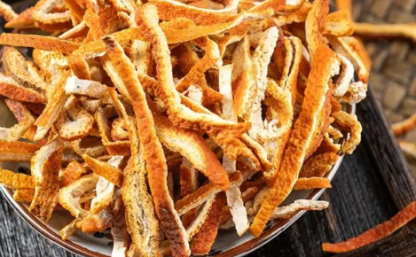 自己晒的橘子皮有用吗 自己晒的橘子皮能当陈皮用吗