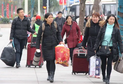 2023春运加班车什么时候售票 春运加班车是按时开车的吗 2023春运加班车什么时候售票 春运加班车是按时开车的吗