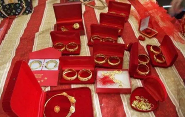 2023年正月初四订婚可以去男方家吗 大年初四订婚有什么讲究