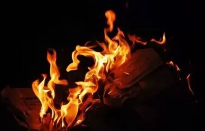 2023正月初三烧纸钱早了好还是晚了好 正月初三烧纸几点好