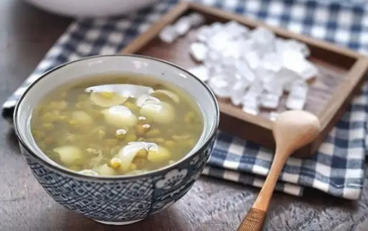 为什么喝了绿豆汤喉咙更疼了怎么回事