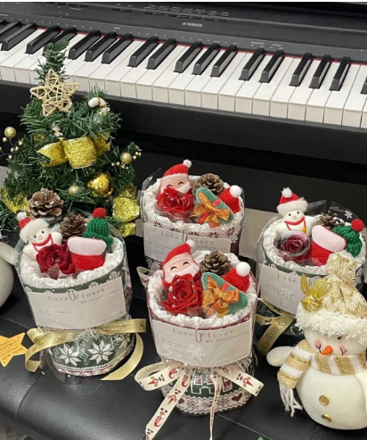 2022圣诞节想送女孩一束花送什么花好 圣诞创意花束推荐图片