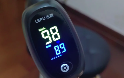 血氧仪买多少钱的合适 血氧仪的挑选方法