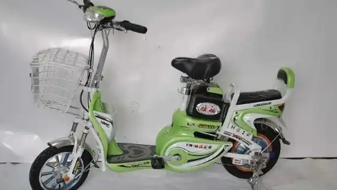 电动车天凉了突然就跑不远了正常吗 两轮电动车冬天续航真的少一半么