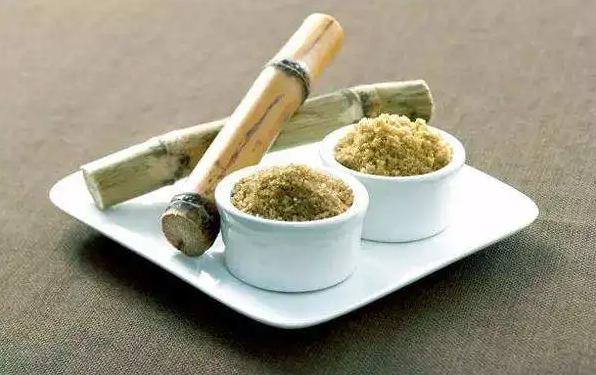 甘蔗怎么加热吃比较好（甘蔗加热吃还有营养吗）