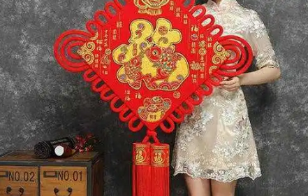 2023春节卧室门挂什么好 春节卧室门能不能挂五帝古钱
