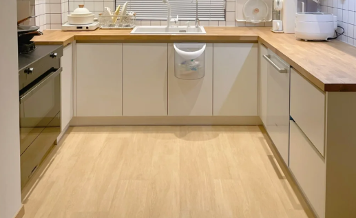 地板砖有腥味是不是就说明质量不好 地板砖有腥味对身体有害吗