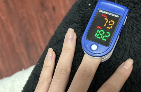 为什么大家都买血氧仪呢 得了新冠病毒为什么测血氧