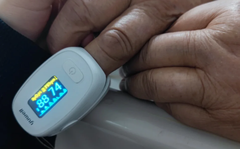 晚上睡觉血氧88有危险吗 晚上睡觉血氧88正常吗