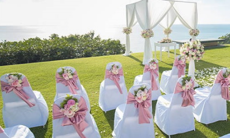 婚礼应该由谁牵着新娘 结婚女儿挽父亲的哪一只手