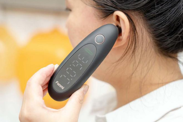 耳温枪测两只耳朵不一样以哪个为准 耳温枪怎么测量才能准确