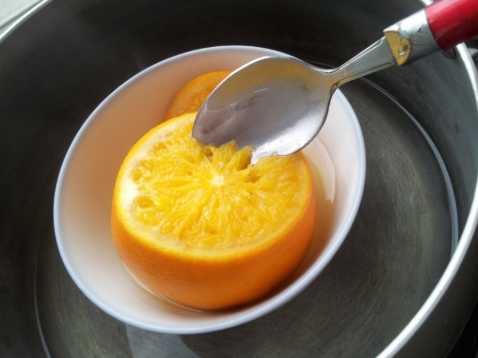 盐蒸橙子和冰糖雪梨哪个治咳嗽好 盐蒸橙子和冰糖雪梨哪个化痰效果好