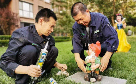 物业预收物业费合法吗 小区物业乱收费可以举报吗