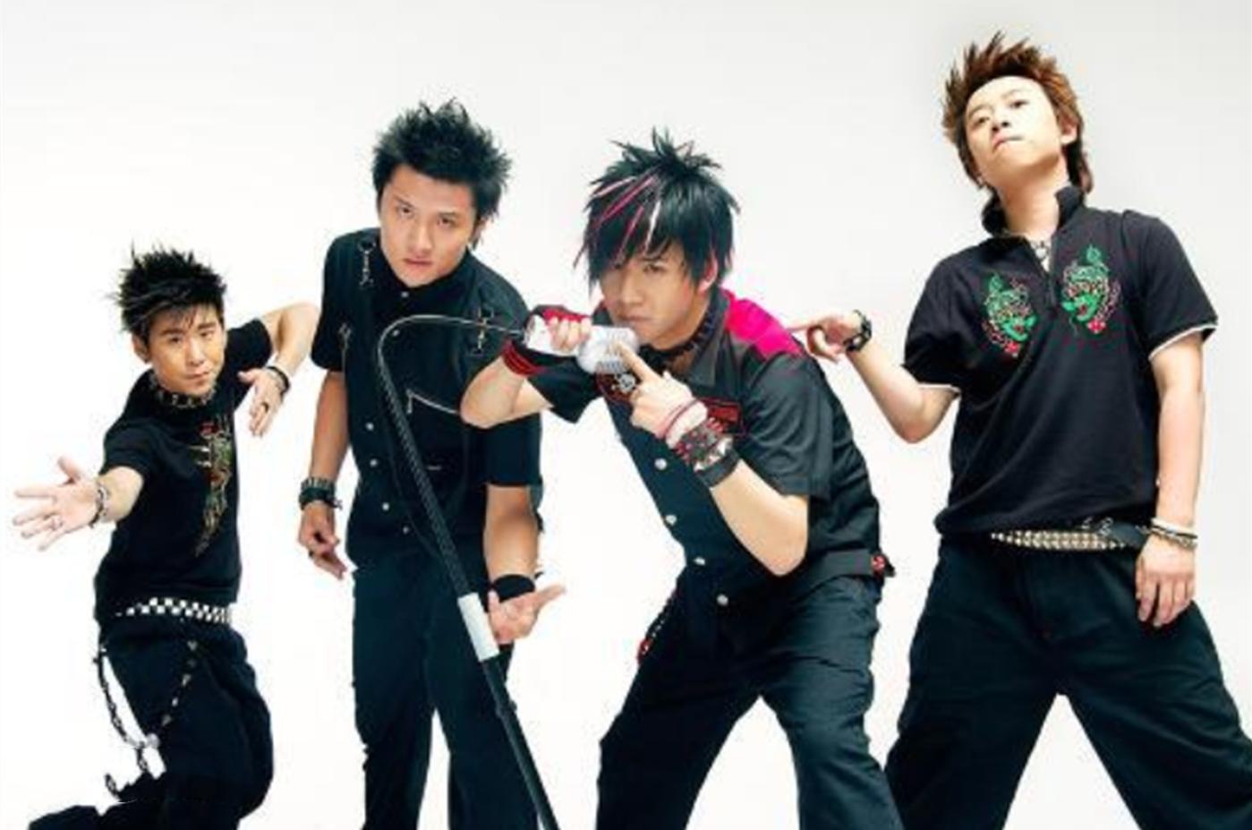 月亮之上抄的哪首歌（死不承认的华语乐坛10大抄袭事件）