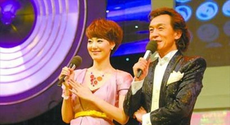 王冠为什么单身（央视主持人王冠感情绯闻）