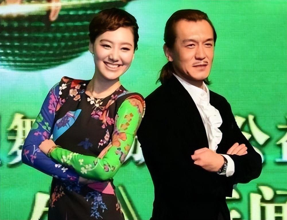 王冠为什么单身（央视主持人王冠感情绯闻）