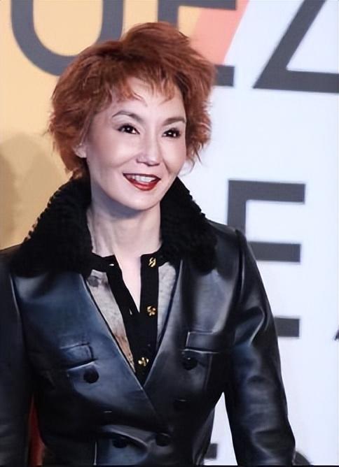 54岁张曼玉为什么这么穷（张曼玉个人资料简历）