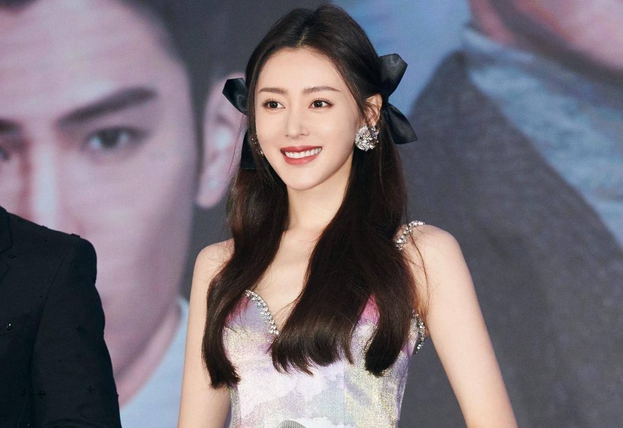 张天爱第一任丈夫是谁（盘点张天爱历任男友名单）