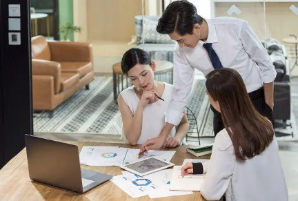 四天工作日是否能实行(4个工作日是指几天) 四天工作日是否能实行(4个工作日是指几天)