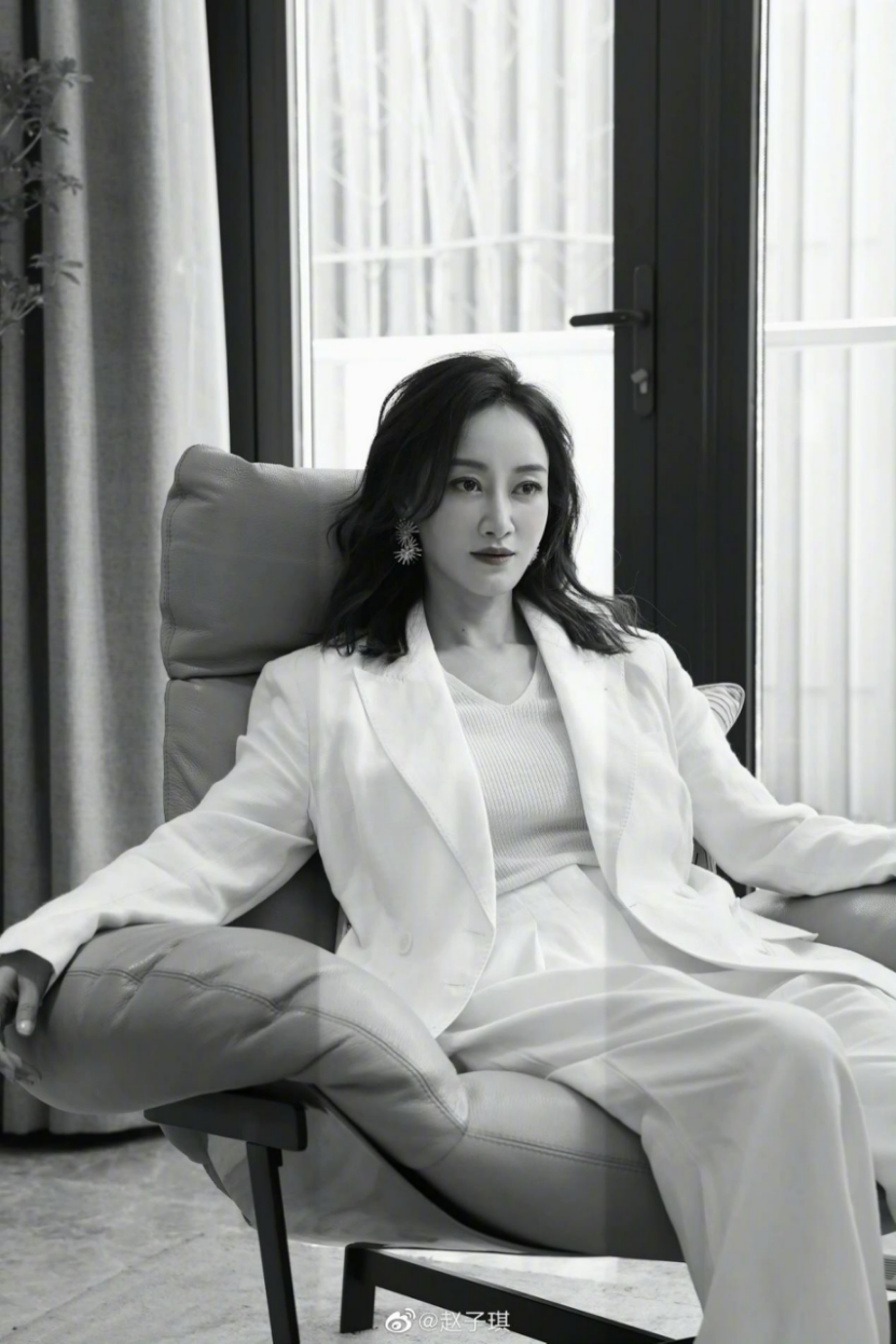 赵子琪惊艳高清图片（赵子琪个人简历资料）