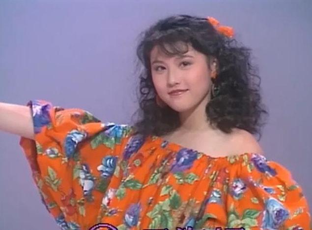 周海媚吕良伟为何分手（盘点周海媚的8段揪心恋情）