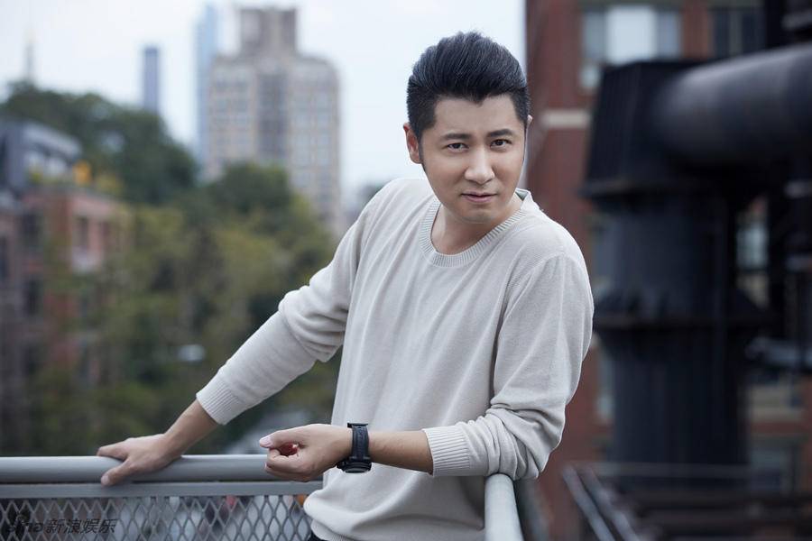 张俪老公叫什么名字（张俪老公任重个人资料照片）