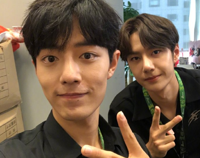 怎么感觉肖战喜欢杨紫(肖战偷窥杨紫胸部) 怎么感觉肖战喜欢杨紫(肖战偷窥杨紫胸部)