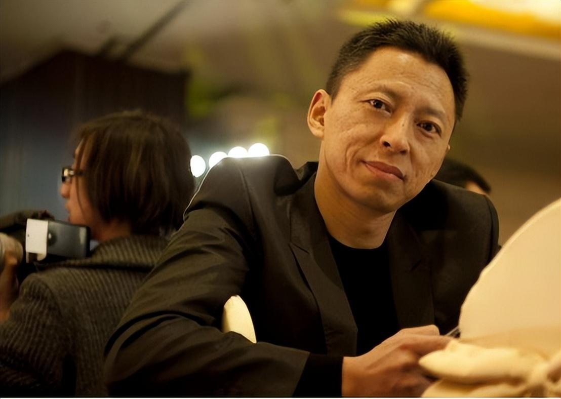 张朝阳有几个老婆（身家56亿元富豪张朝阳情史）