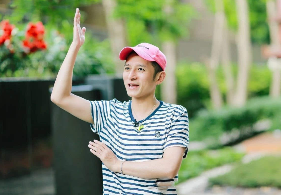 李维嘉龙丹妮什么时候结婚的（龙丹妮和李维嘉感情史）