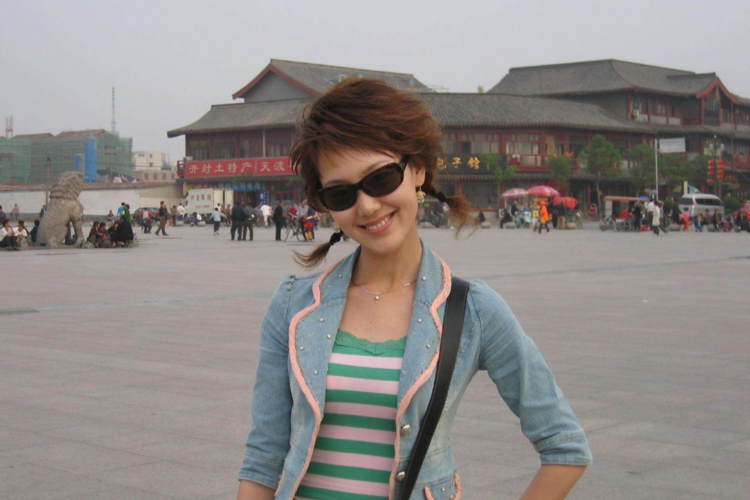 王冠为什么单身（央视主持人王冠感情绯闻）