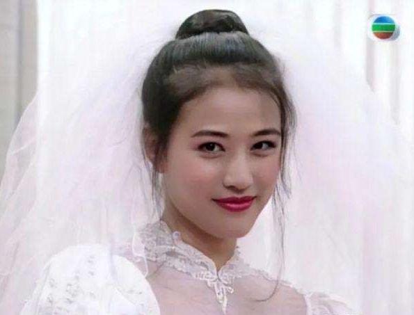 周海媚吕良伟为何分手（盘点周海媚的8段揪心恋情）