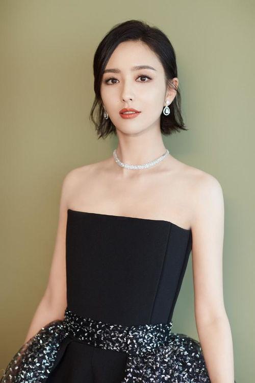 杨幂的腰围是多少（明星腰围大比拼）