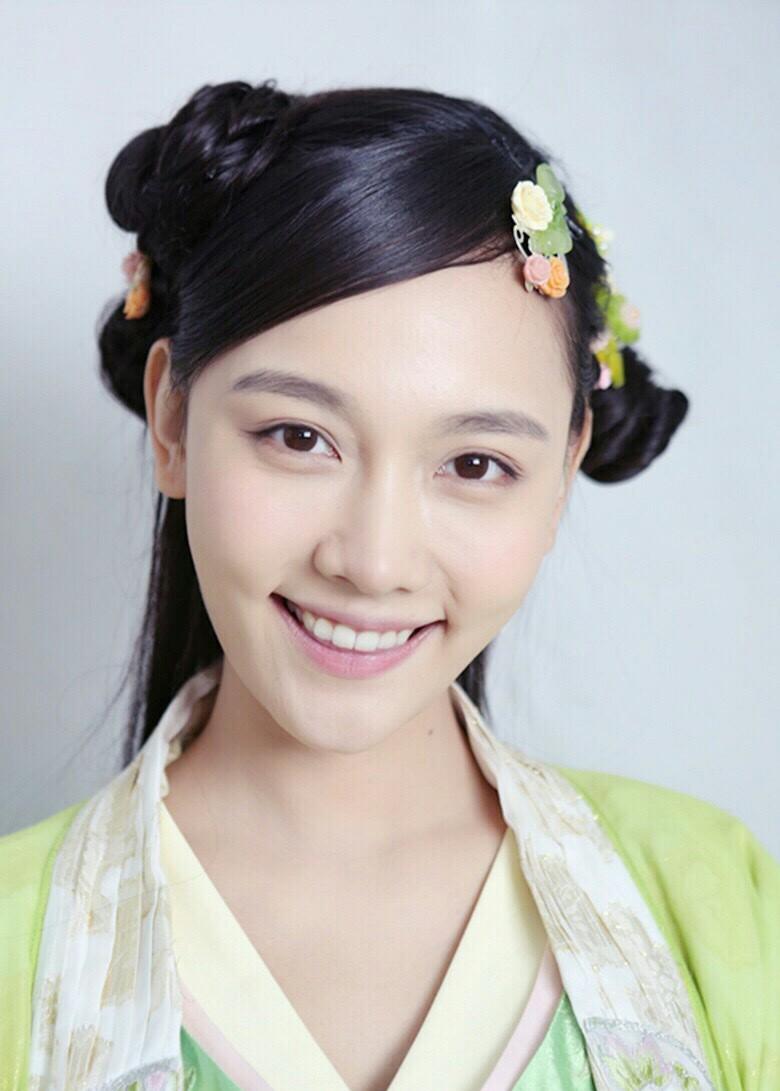 张俪老公叫什么名字（张俪老公任重个人资料照片）