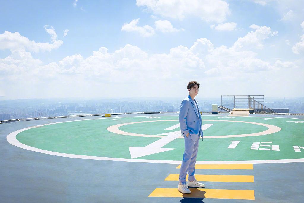 李易峰证件照高清图片（李易峰十大惊艳的照片）