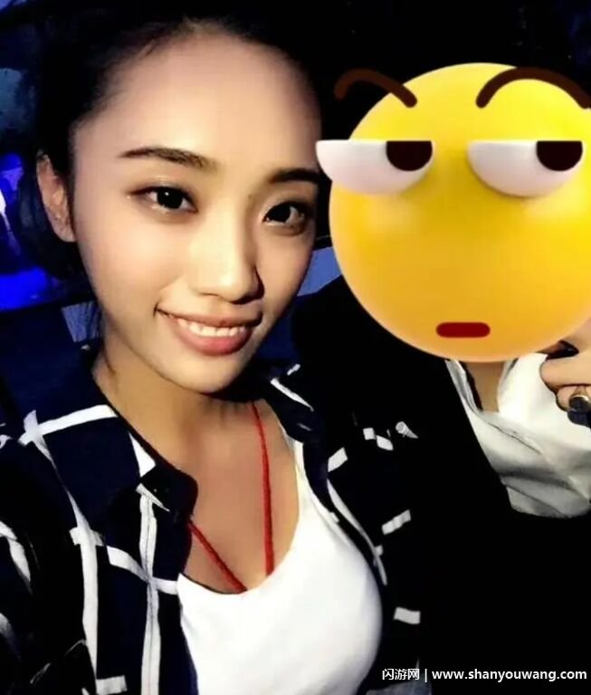 黄曦宁个人资料简介及家世背景