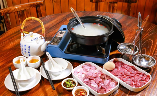 粥底火锅用什么米好吃又营养（哪种米适合做粥底火锅吃）