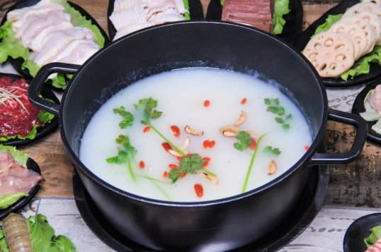 粥底火锅用什么蘸料好吃（粥底火锅蘸料怎么调）