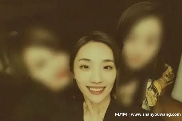 胡歌和黄曦宁怎么认识的 两人什么时候在一起的