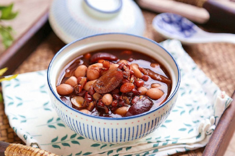 五红汤可以用电饭煲煮吗(五红汤用电饭煲怎么煮好喝) 五红汤可以用电饭煲煮吗(五红汤用电饭煲怎么煮好喝)