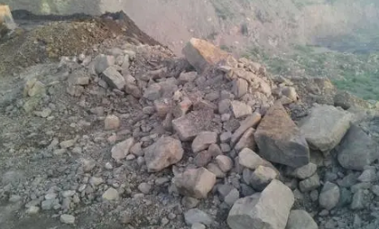 2023清明节填土要每年都填吗（清明节上坟填土哪个方位取土好）