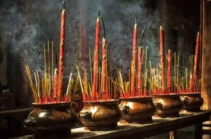 怀孕的人在家能上香吗（怀孕的人在家上香有忌讳吗）