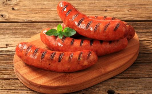 空气炸锅烤香肠用吸油纸吗（空气炸锅烤香肠用锡纸吗）