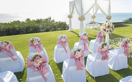 ​下聘和订婚是一回事么（男方下聘的注意事项有哪些）